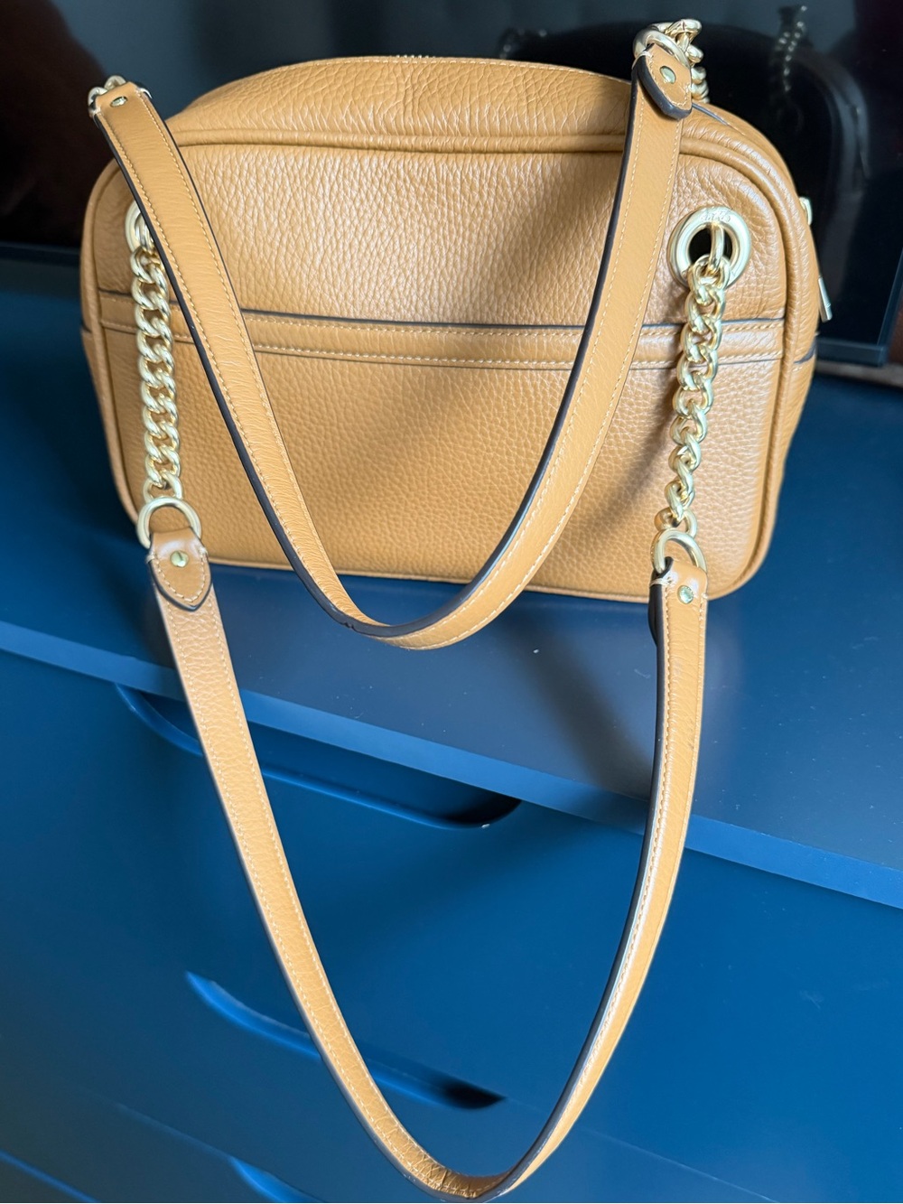 COACH: Cammie Chain Shoulder Bag - Picture 9 of 17